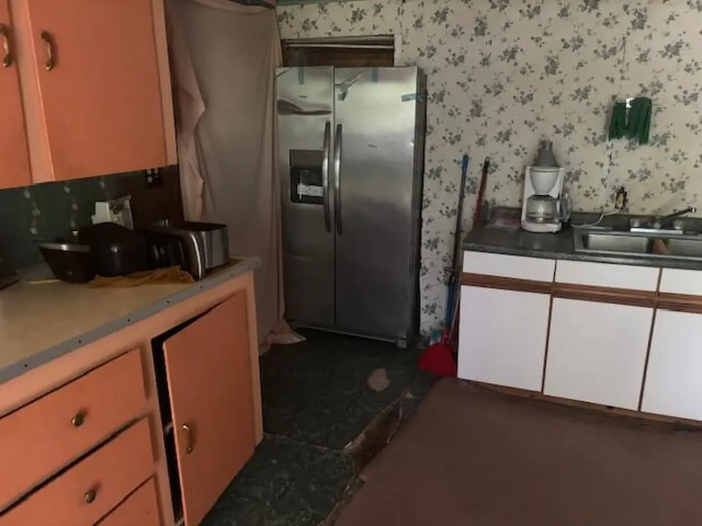 4779 3rd Street Unknown City MI 49305