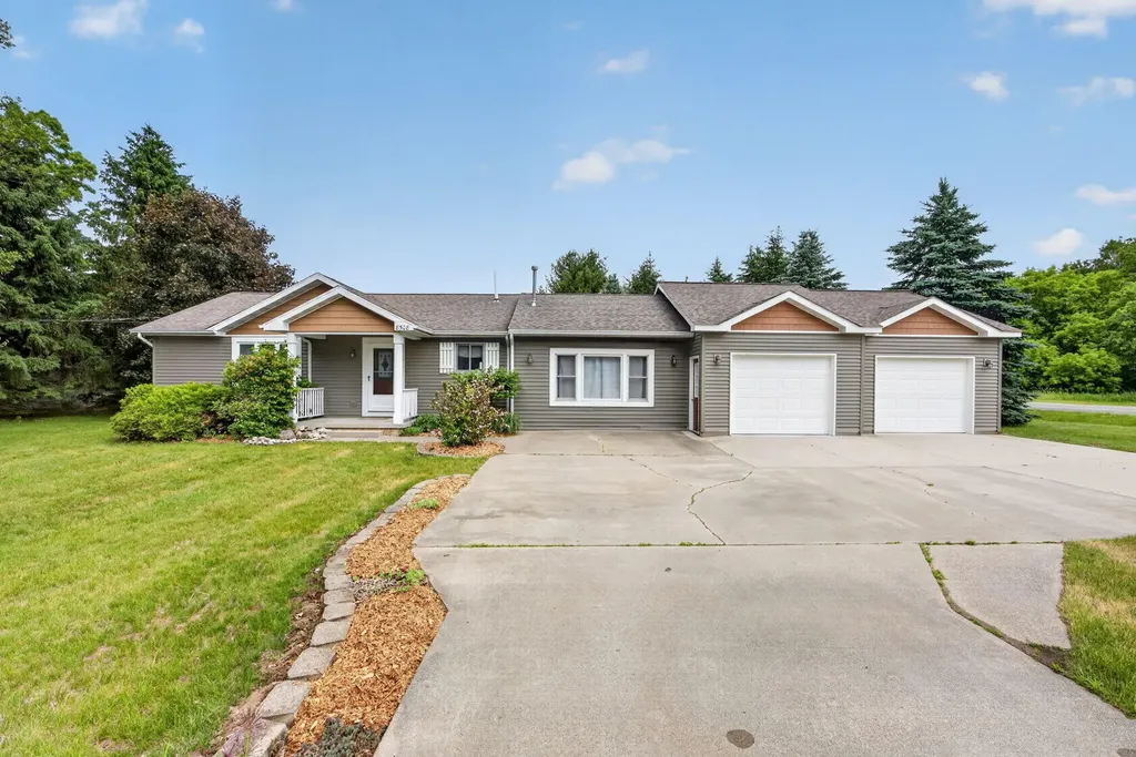 8508 Wood Street Morton Township MI 49332