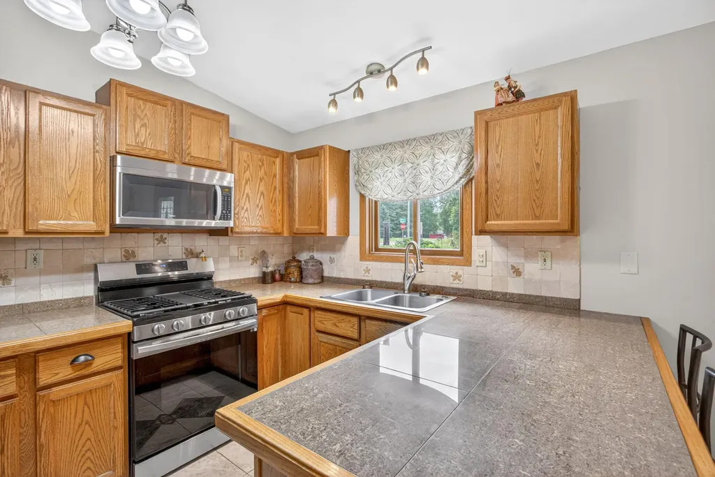 8508 Wood Street Morton Township MI 49332