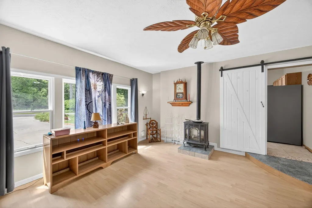8508 Wood Street Morton Township MI 49332