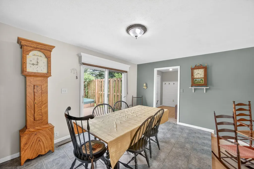 8508 Wood Street Morton Township MI 49332