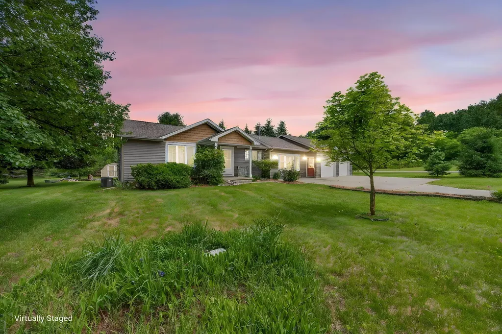 8508 Wood Street Morton Township MI 49332