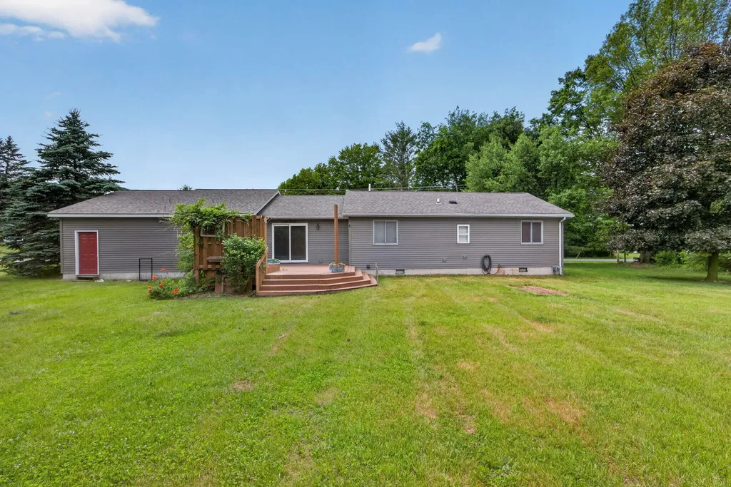 8508 Wood Street Morton Township MI 49332