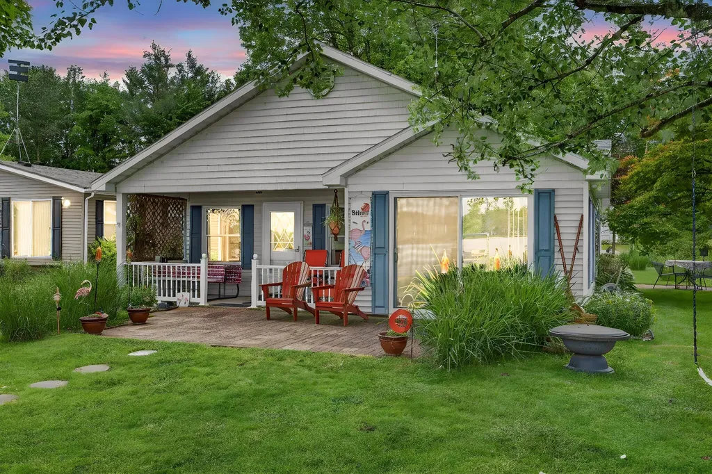 5420 Timberbend Road Orient Township MI 49679