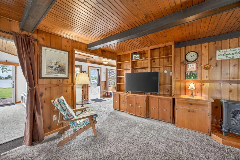 5420 Timberbend Road Orient Township MI 49679