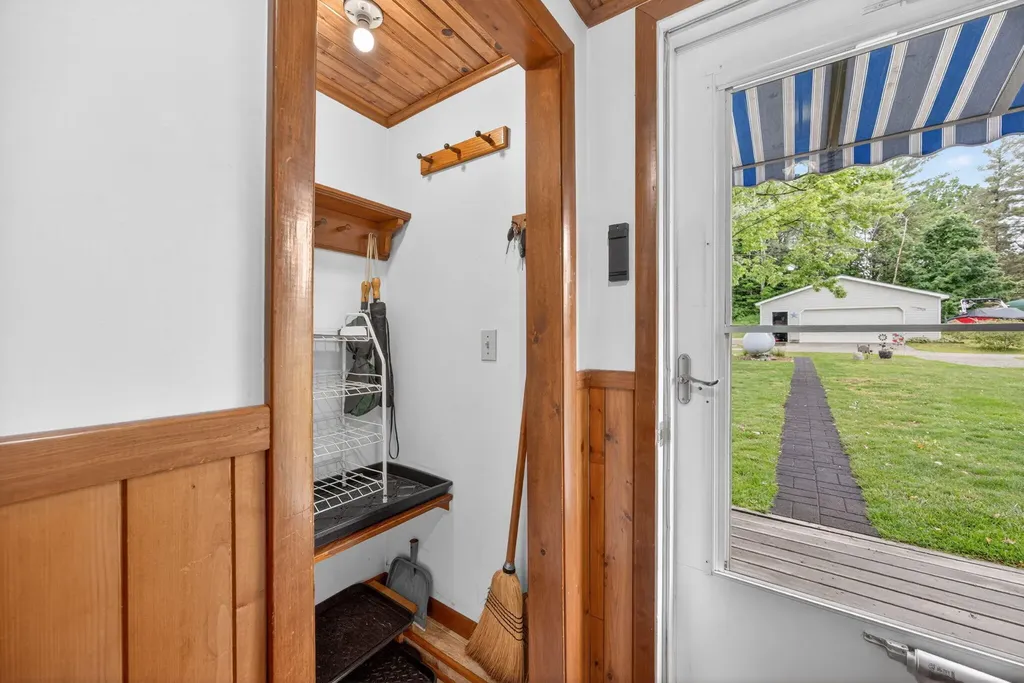 5420 Timberbend Road Orient Township MI 49679