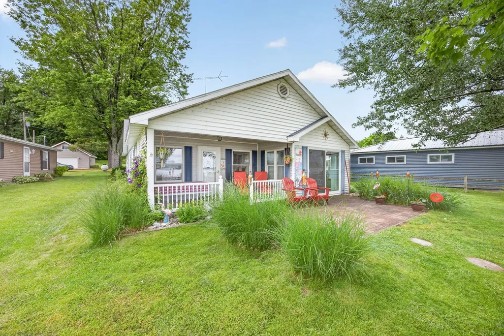 5420 Timberbend Road Orient Township MI 49679