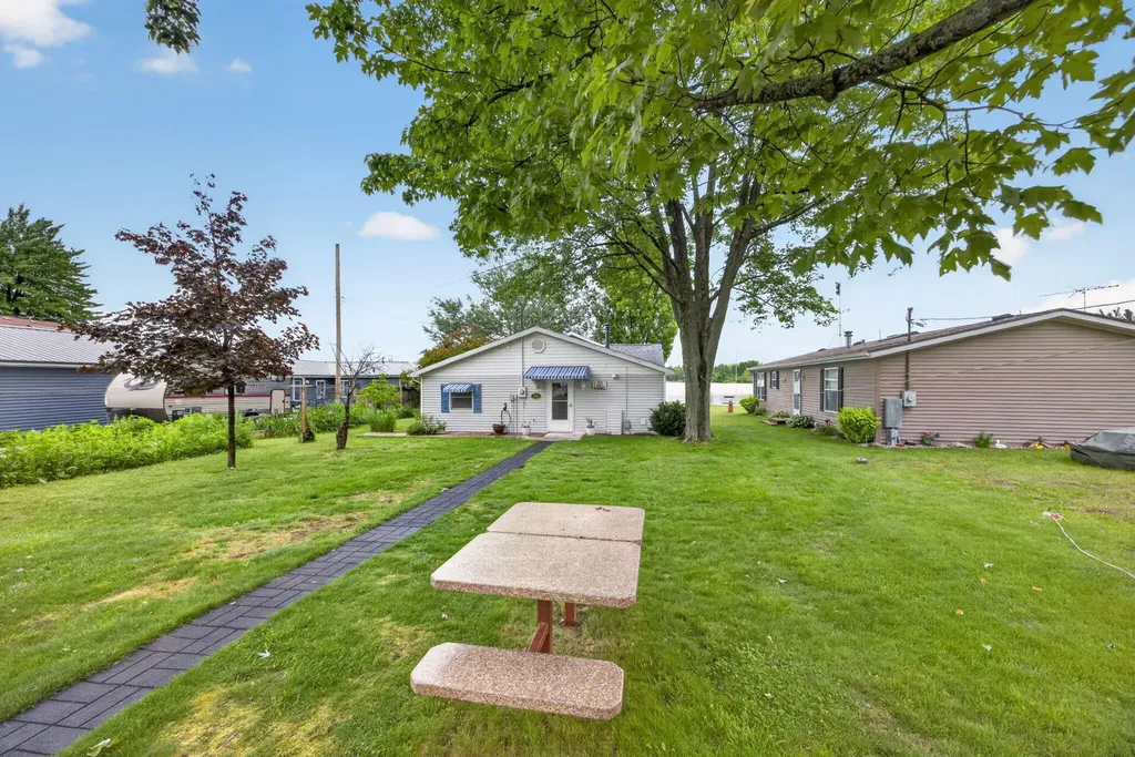 5420 Timberbend Road Orient Township MI 49679