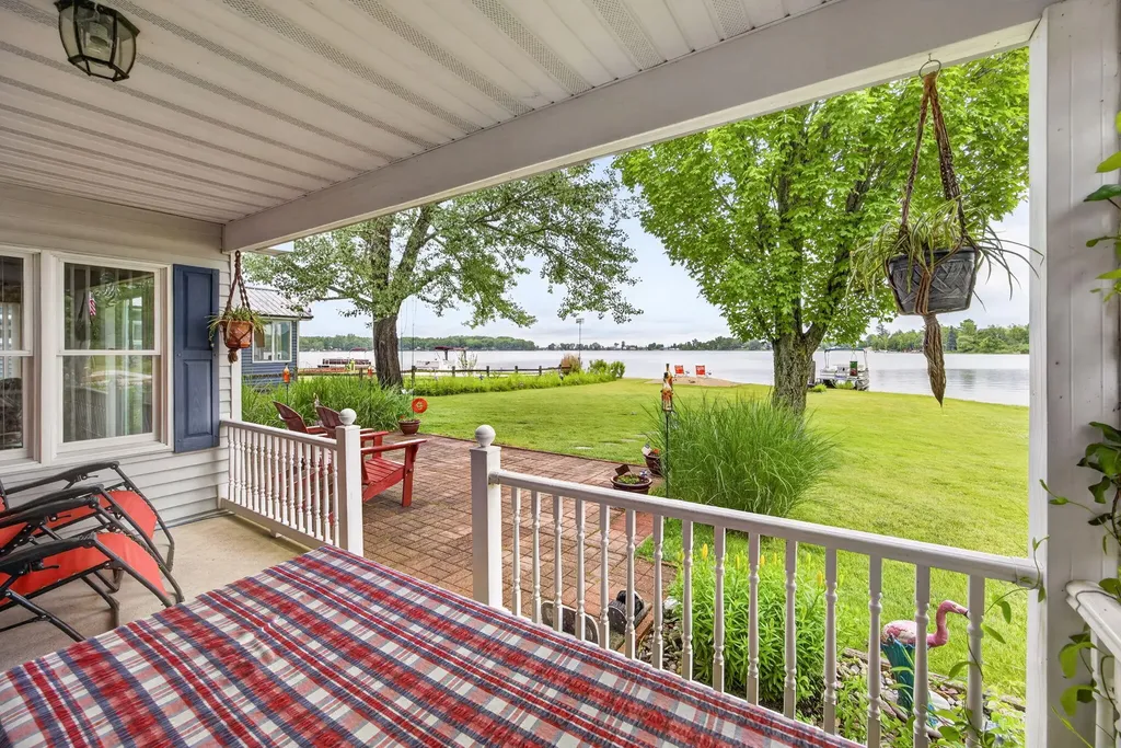 5420 Timberbend Road Orient Township MI 49679