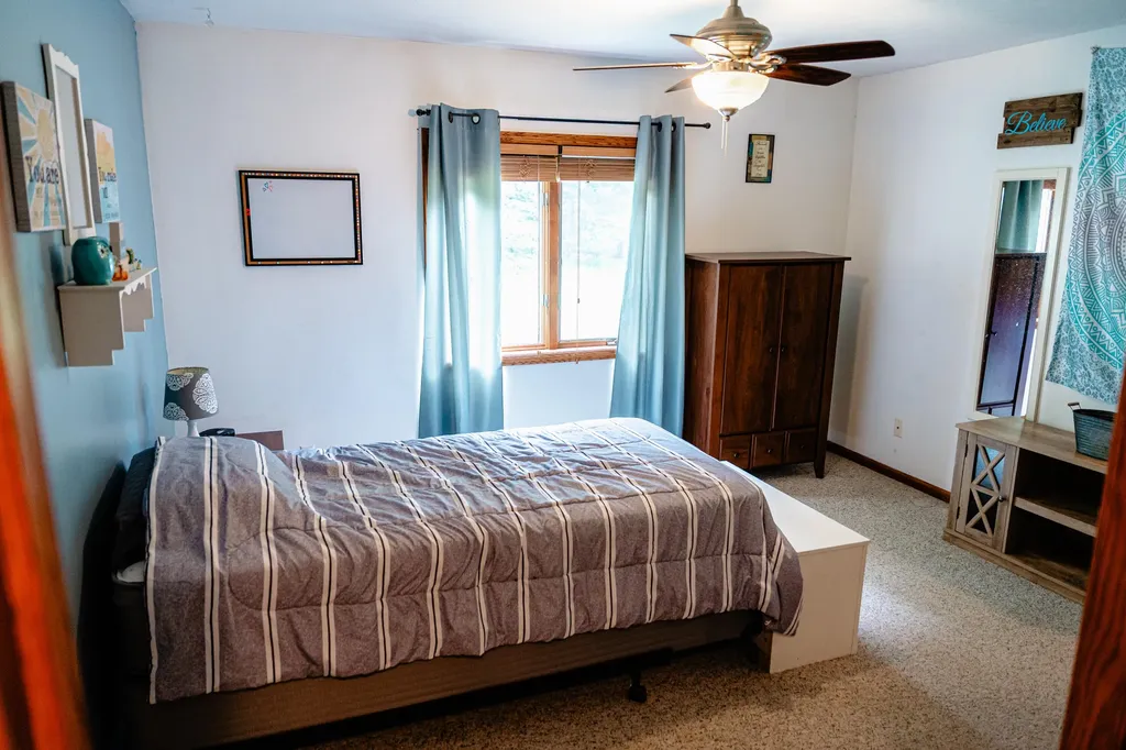 9880 S Spruce Avenue Unknown City MI 49337