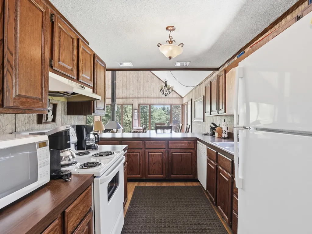 6378 S Mac Road Lake Township MI 49304