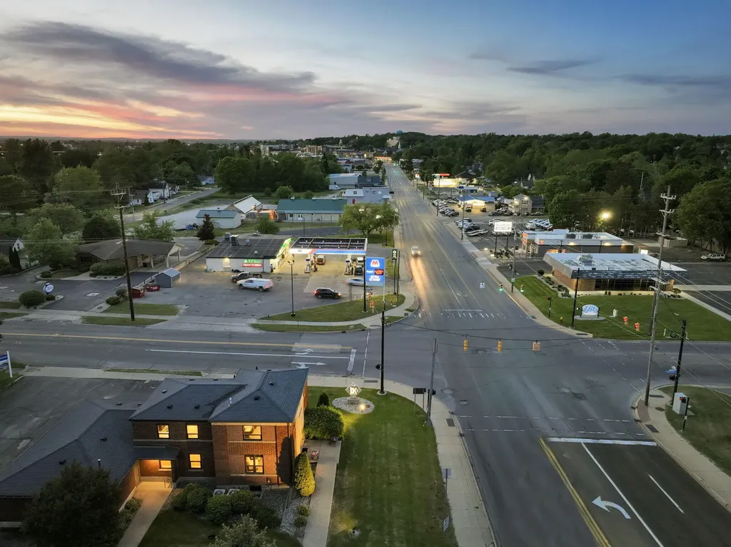 1104 S Mitchell Street Cadillac City MI 49601