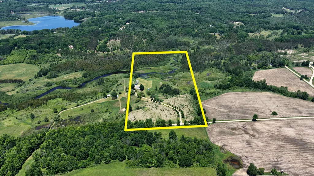 17274 Wilson Road Colfax Township MI 49307