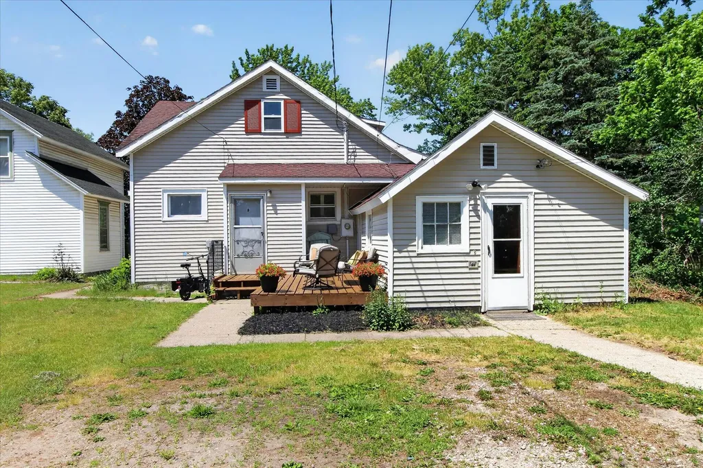 820 Rose Avenue Big Rapids City MI 49307