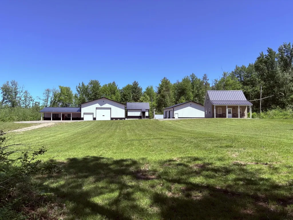 5962 11 Mile Road Beaver Township MI 49309