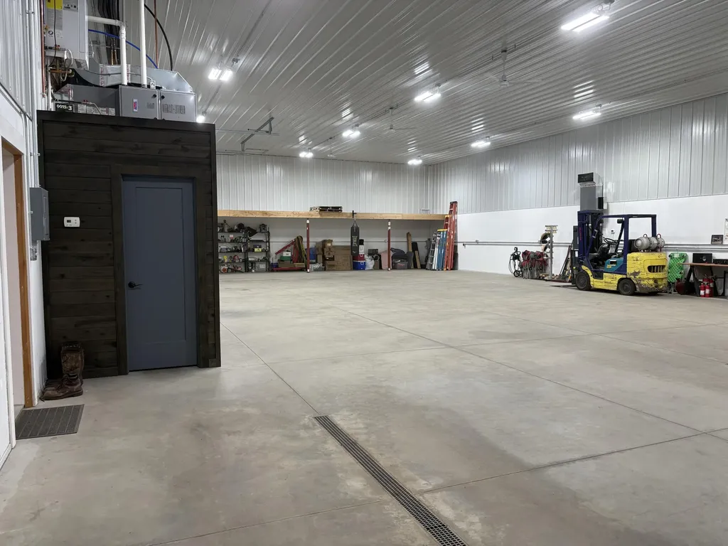 5962 11 Mile Road Beaver Township MI 49309