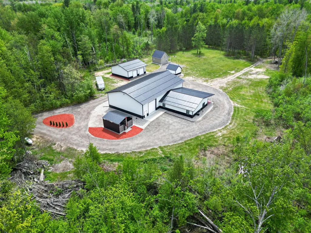 5962 11 Mile Road Beaver Township MI 49309
