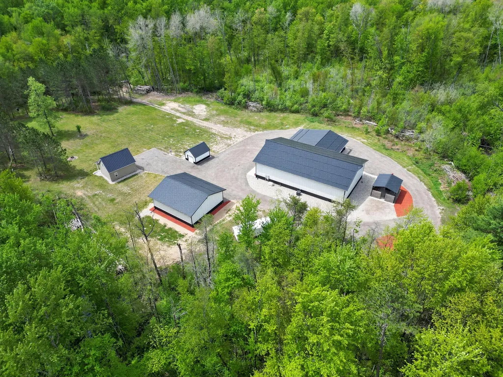 5962 11 Mile Road Beaver Township MI 49309