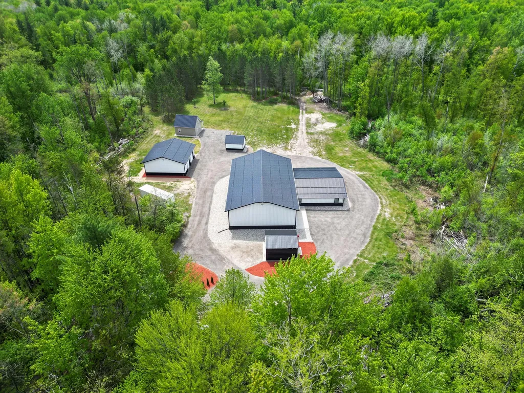 5962 11 Mile Road Beaver Township MI 49309