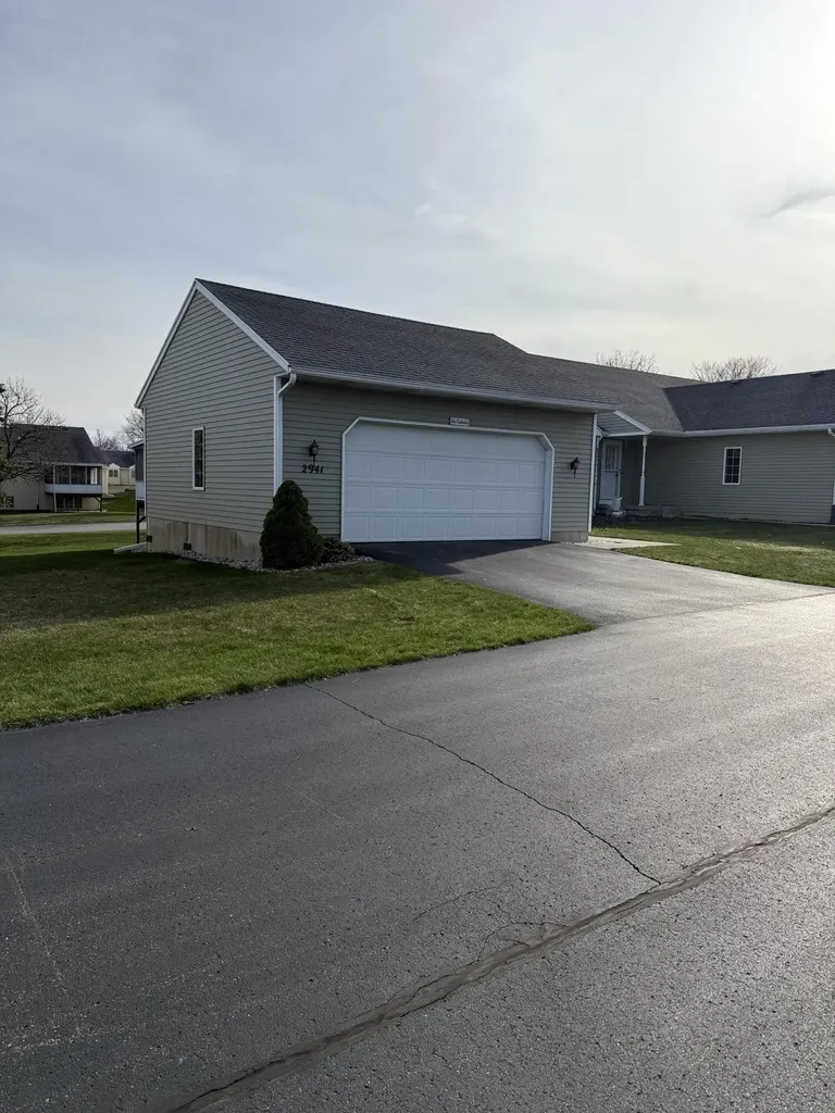 2941 Parkside Drive Georgetown Charter Township MI 49428
