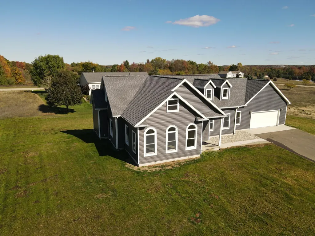 21238 Deans View Green Charter Township MI 49307