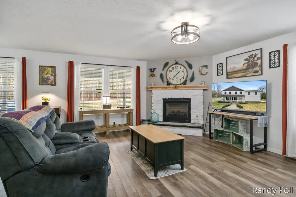 5904 E Division Street Croton Township MI 49337