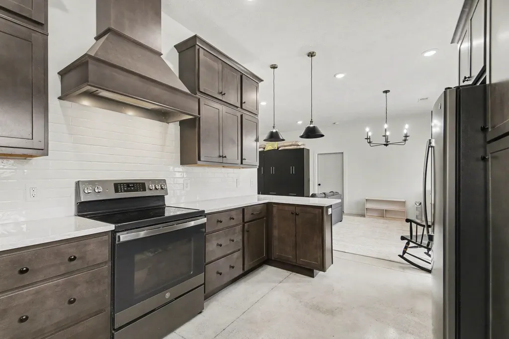 419 S Juniper Street NE Unknown City MI 48829