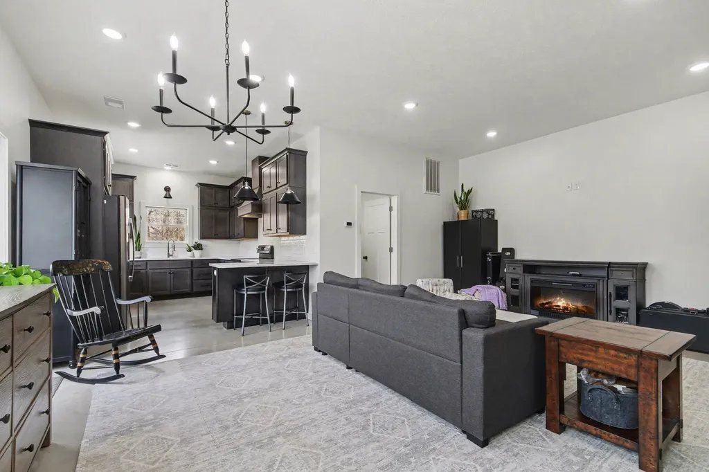 419 S Juniper Street NE Unknown City MI 48829
