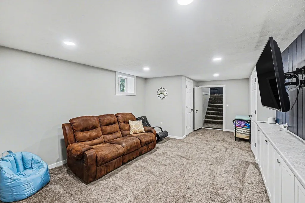 14051 17 Mile Road Colfax Township MI 49342