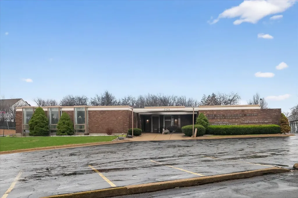 2426 Burton Street SE Grand Rapids City MI 49546