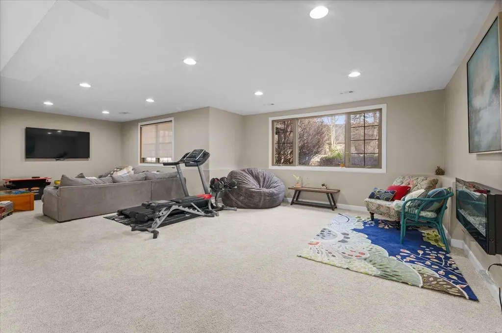 6245 Dublin Drive Morton Township MI 49346