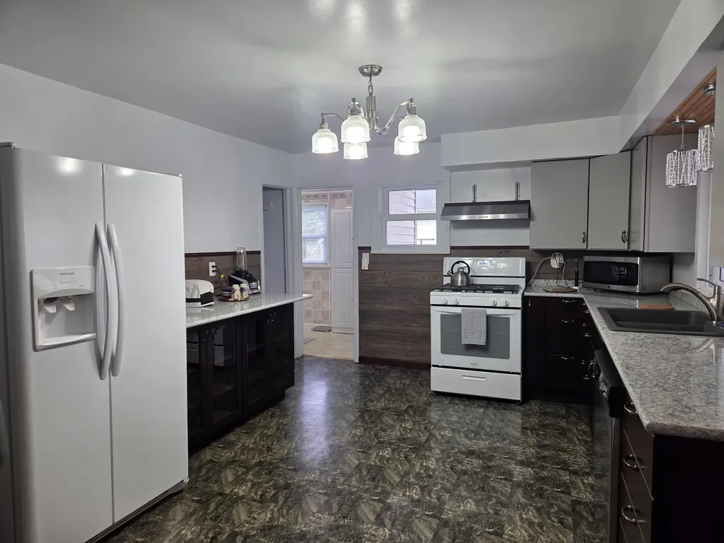 232 Bender Street Leoni Township MI 49202