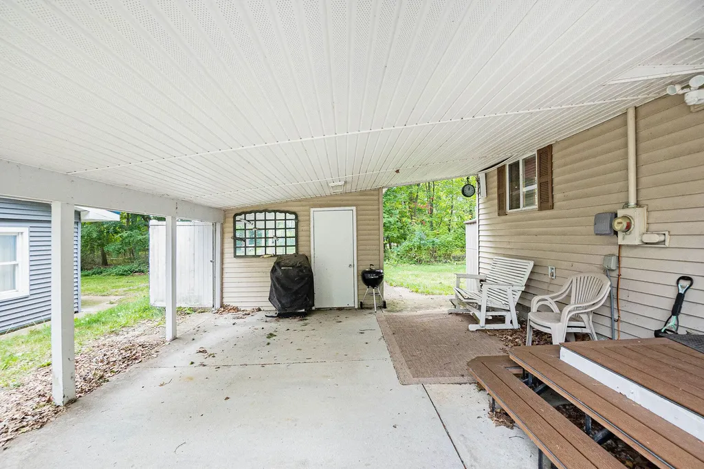 10905 1st Street Morton Township MI 49346