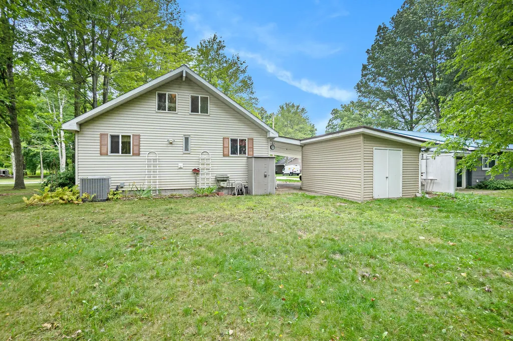 10905 1st Street Morton Township MI 49346