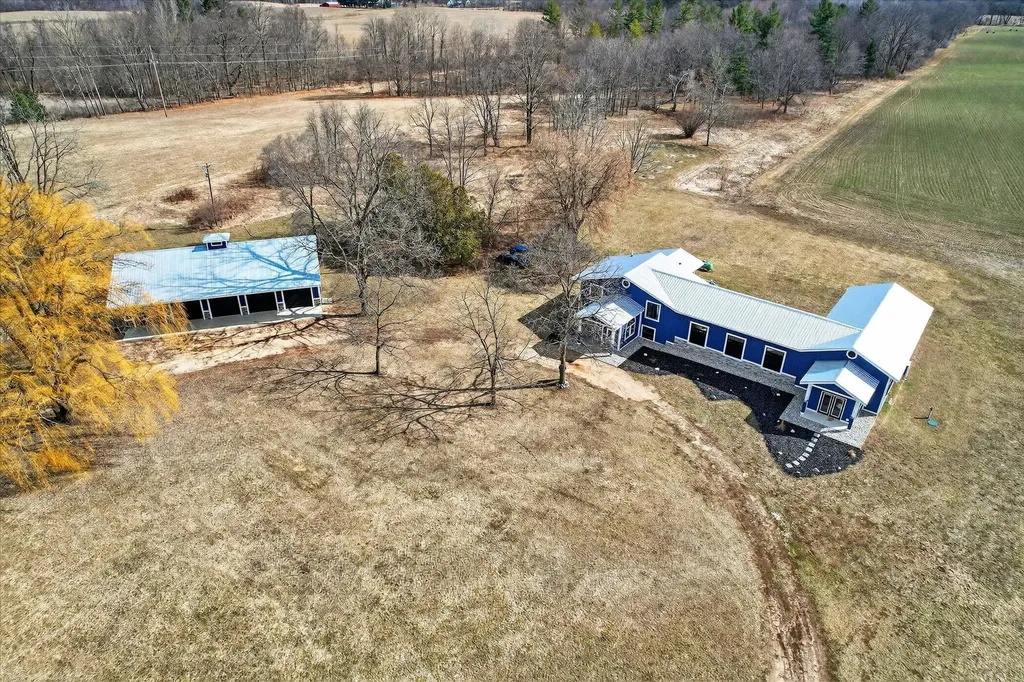 6130 N Arbogast Road Winfield Township MI 49329
