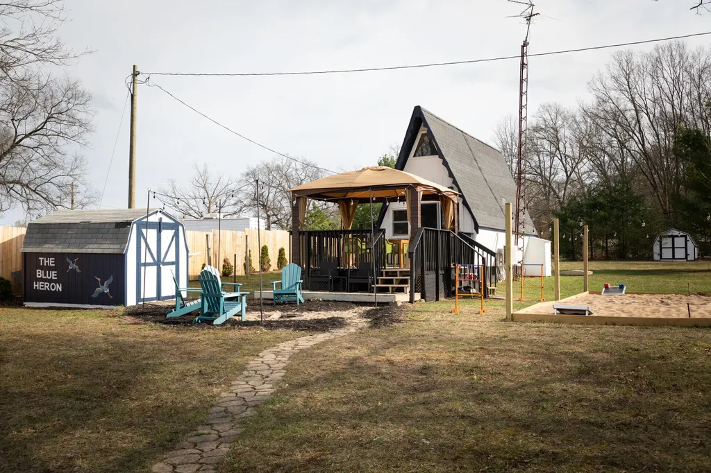 10800 N Wilvan Drive Lilley Township MI 49309