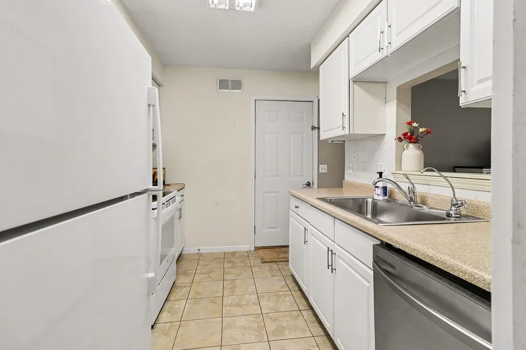 6782 White Pine Drive Morton Township MI 49346