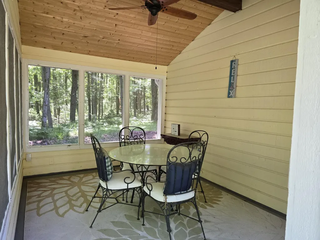 6782 White Pine Drive Morton Township MI 49346