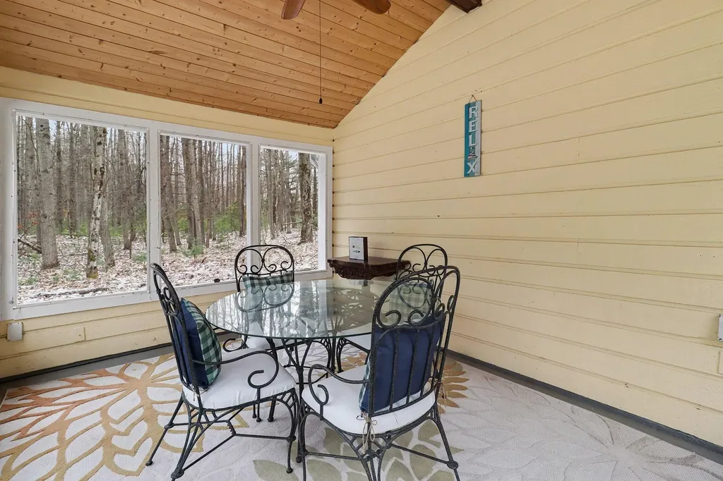 6782 White Pine Drive Morton Township MI 49346