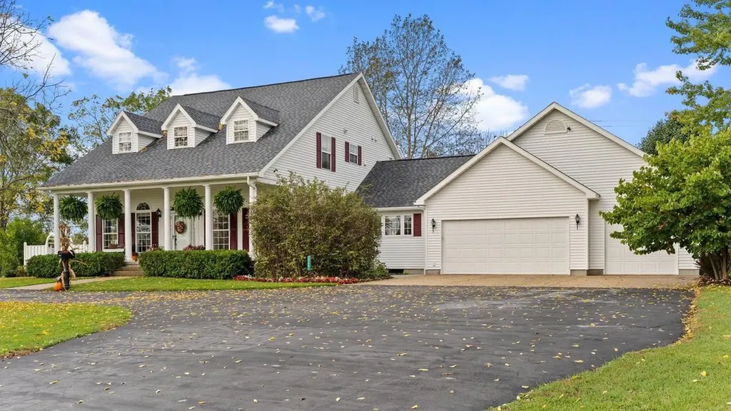 20481 Northland Drive Green Charter Township MI 49338