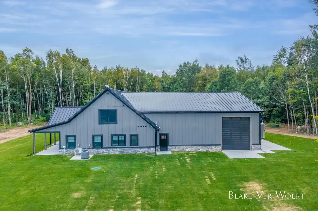 13980 12 Mile Sheridan Township MI 49340