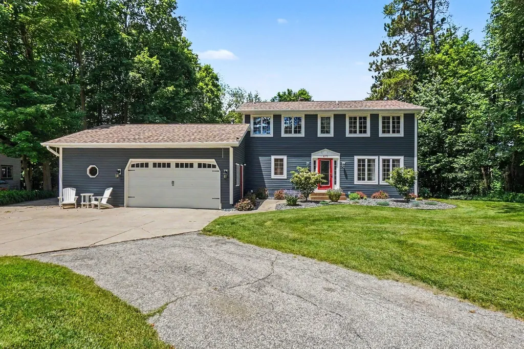 415 Vista Lane Fremont City MI 49412