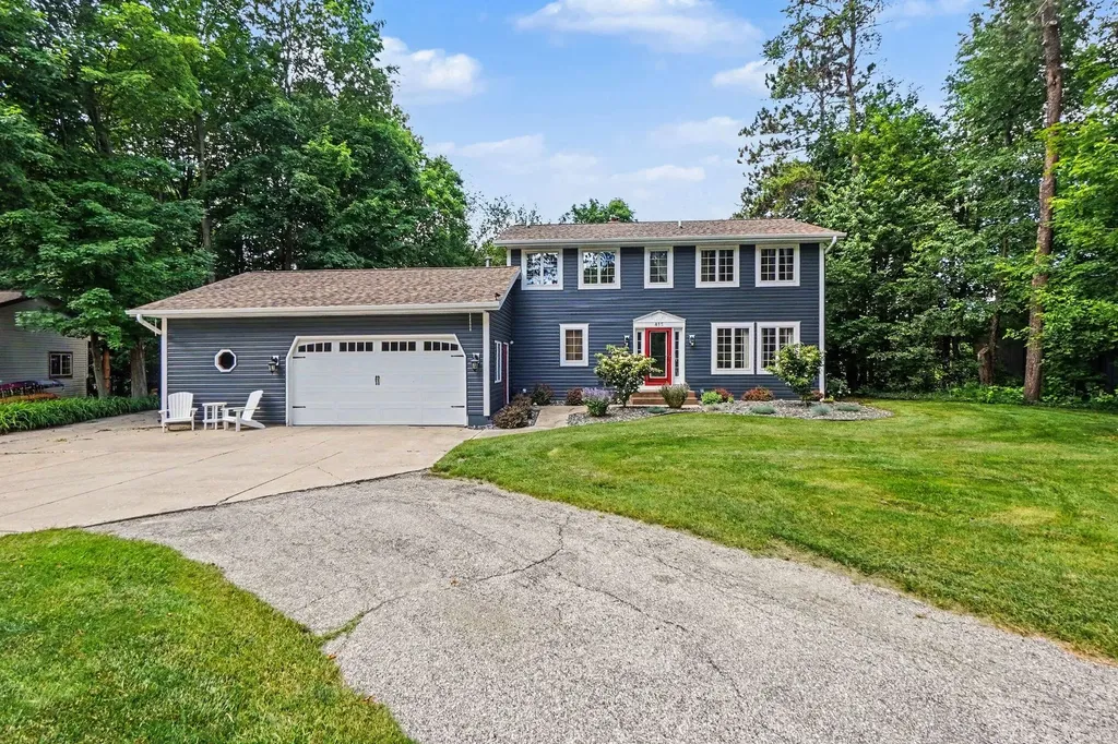 415 Vista Lane Fremont City MI 49412