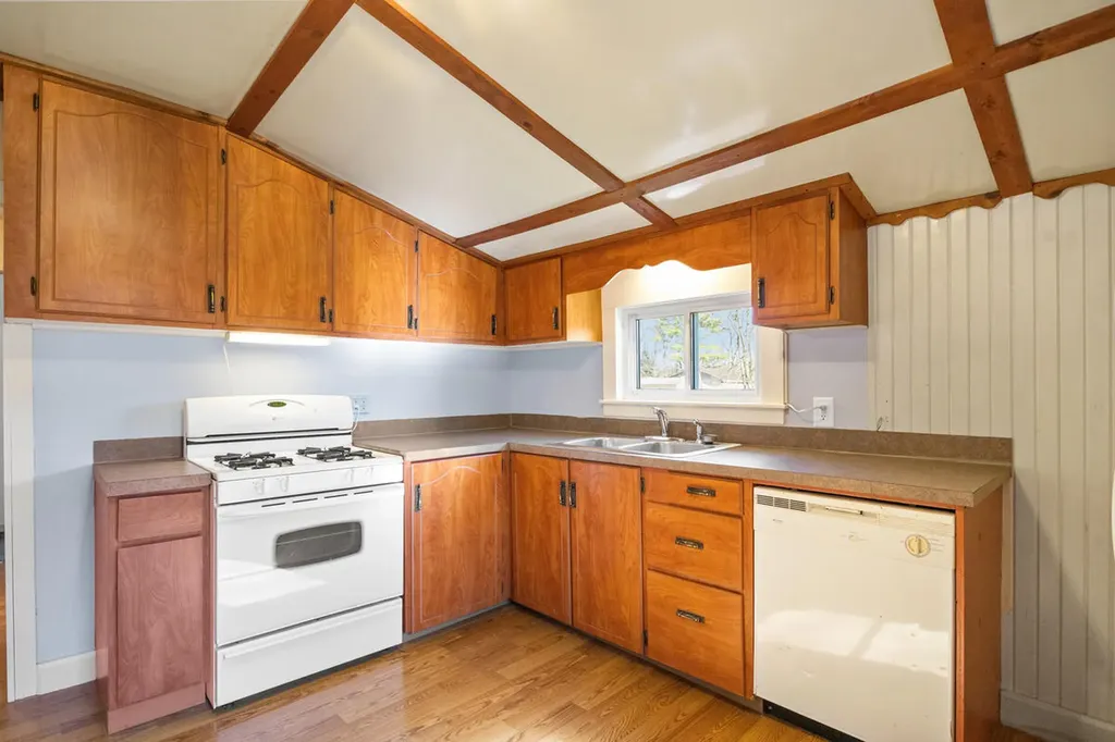9080 Roosevelt Road Greenwood Township MI 49425