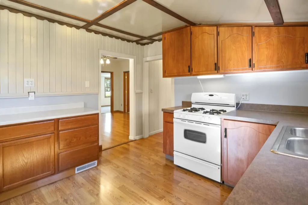 9080 Roosevelt Road Greenwood Township MI 49425