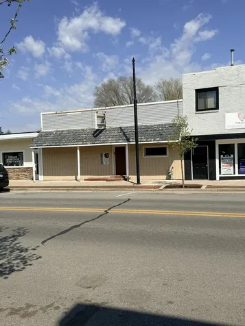28 S Main NE Cedar Springs City MI 49319
