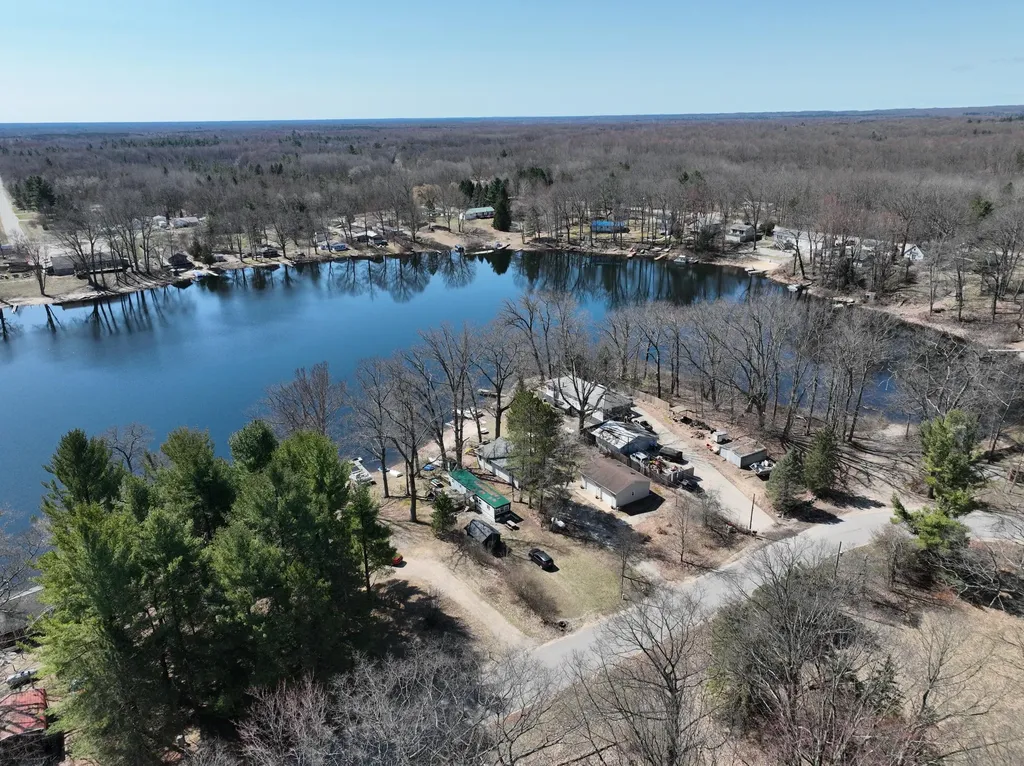 5193 E Hightower Lake Road Newfield Township MI 49421