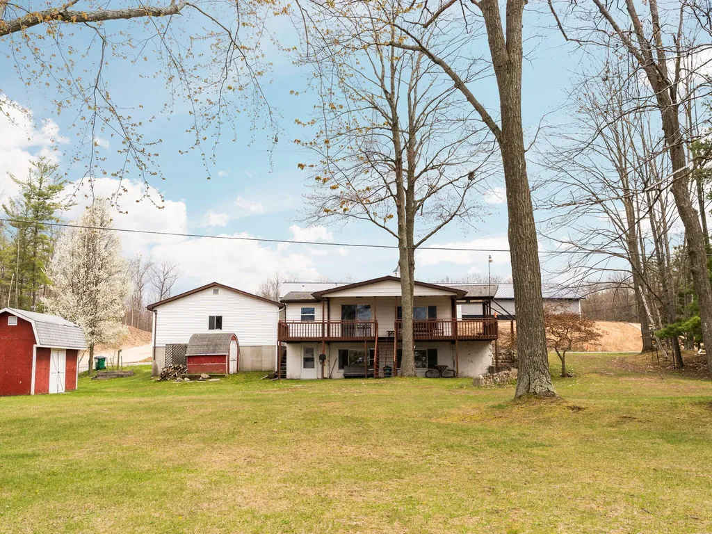 20041 E Chippewa Lake Drive Chippewa Township MI 49631