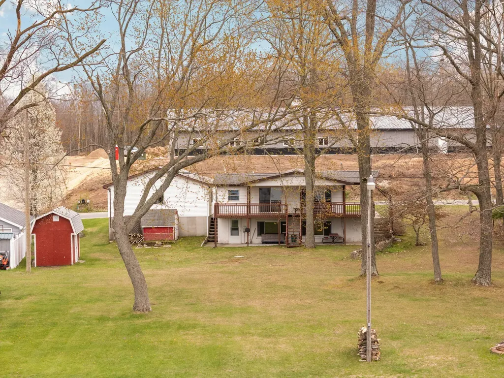 20041 E Chippewa Lake Drive Chippewa Township MI 49631