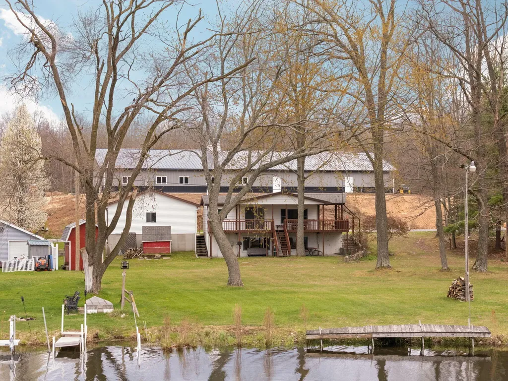 20041 E Chippewa Lake Drive Chippewa Township MI 49631